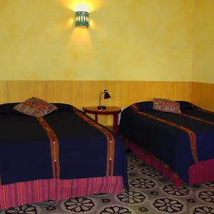 Hotel Medio Mundo, Mérida